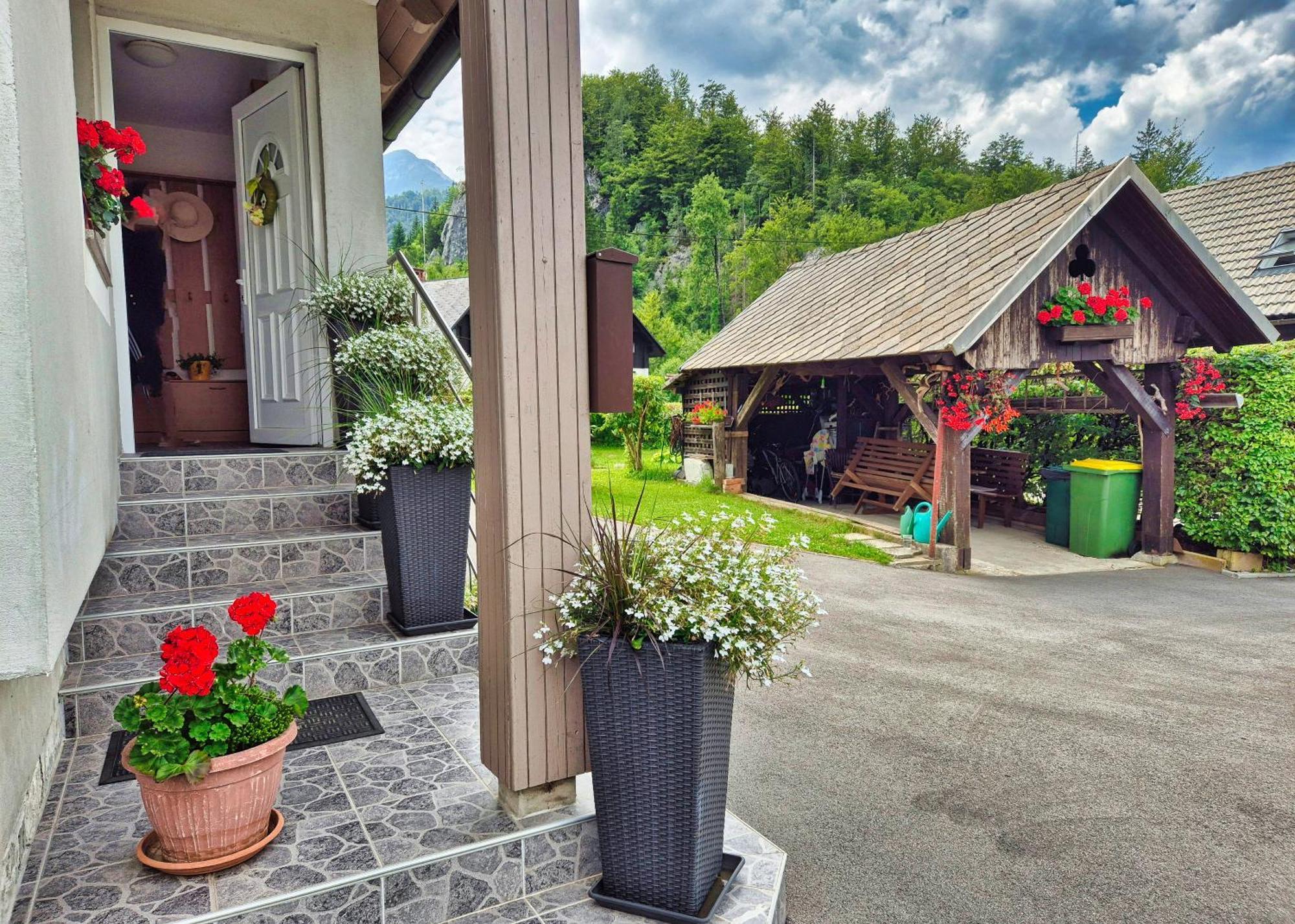 Apartma Simona Бохинь Экстерьер фото